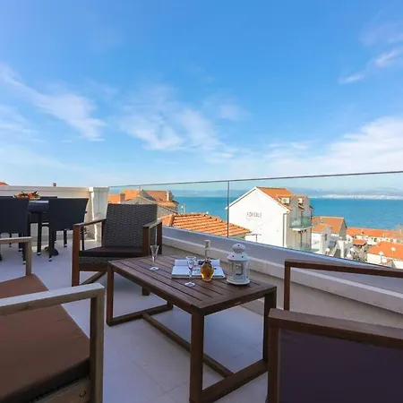 Апартаменты Beautiful, Sea View, Located In Historic Center. Сутиван